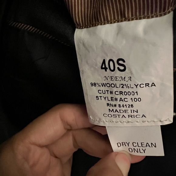 BCBG Attitude Wool Men’s Suit sz 40 - Picture 2 of 5